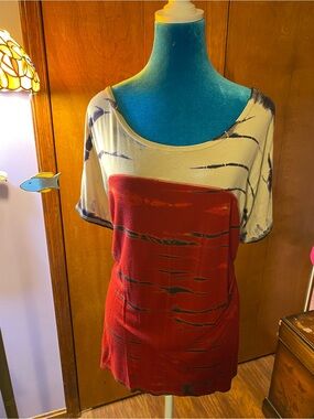 Red blue and cream relaxed top